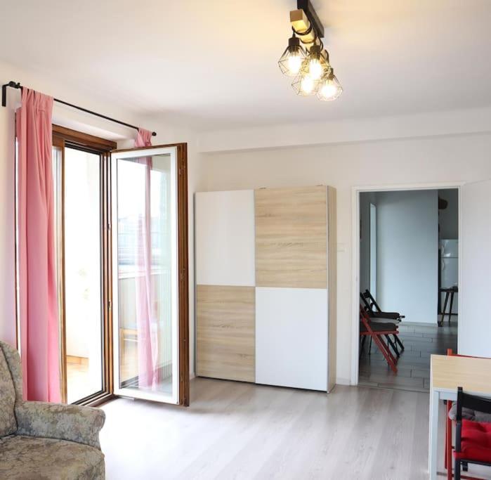 Nr 1 Apartment With 2 Balconies 3 Bedrooms Near Main Train Station Wien Exterior foto
