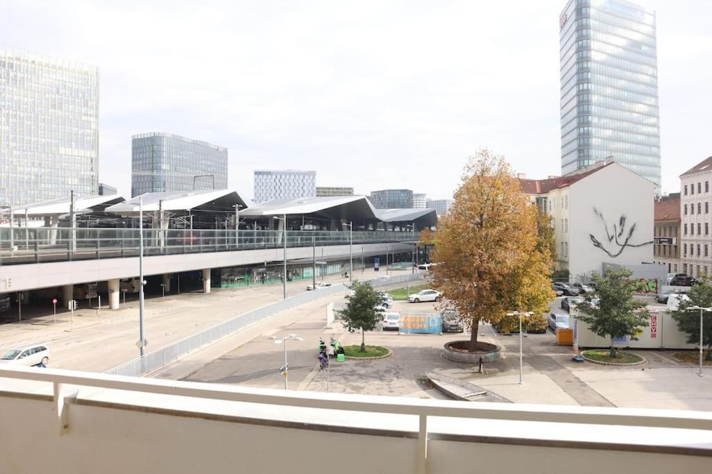 Nr 1 Apartment With 2 Balconies 3 Bedrooms Near Main Train Station Wien Exterior foto
